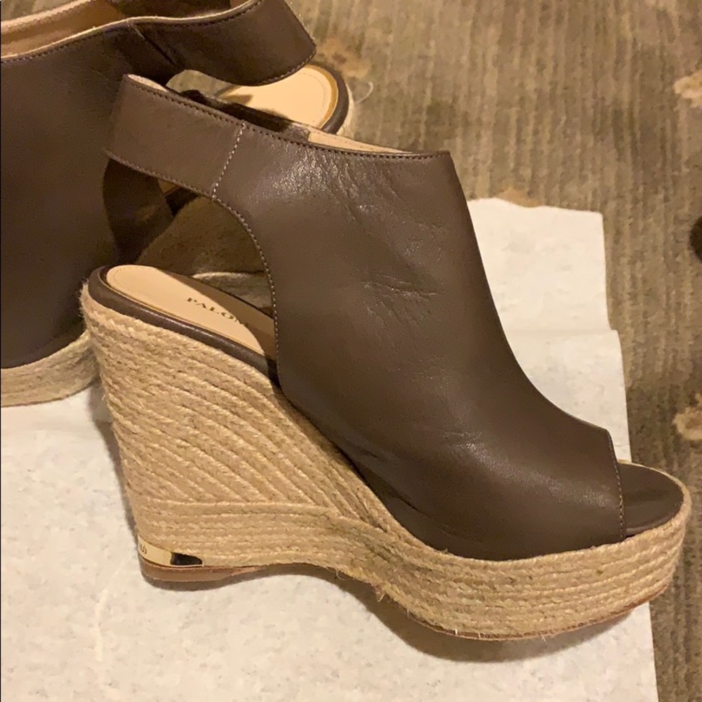 Leather wedges